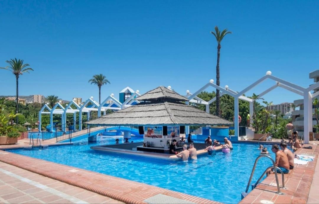 El Estudio De La Playa Benalbeach Holidays Paradise Benalmádena Exterior foto